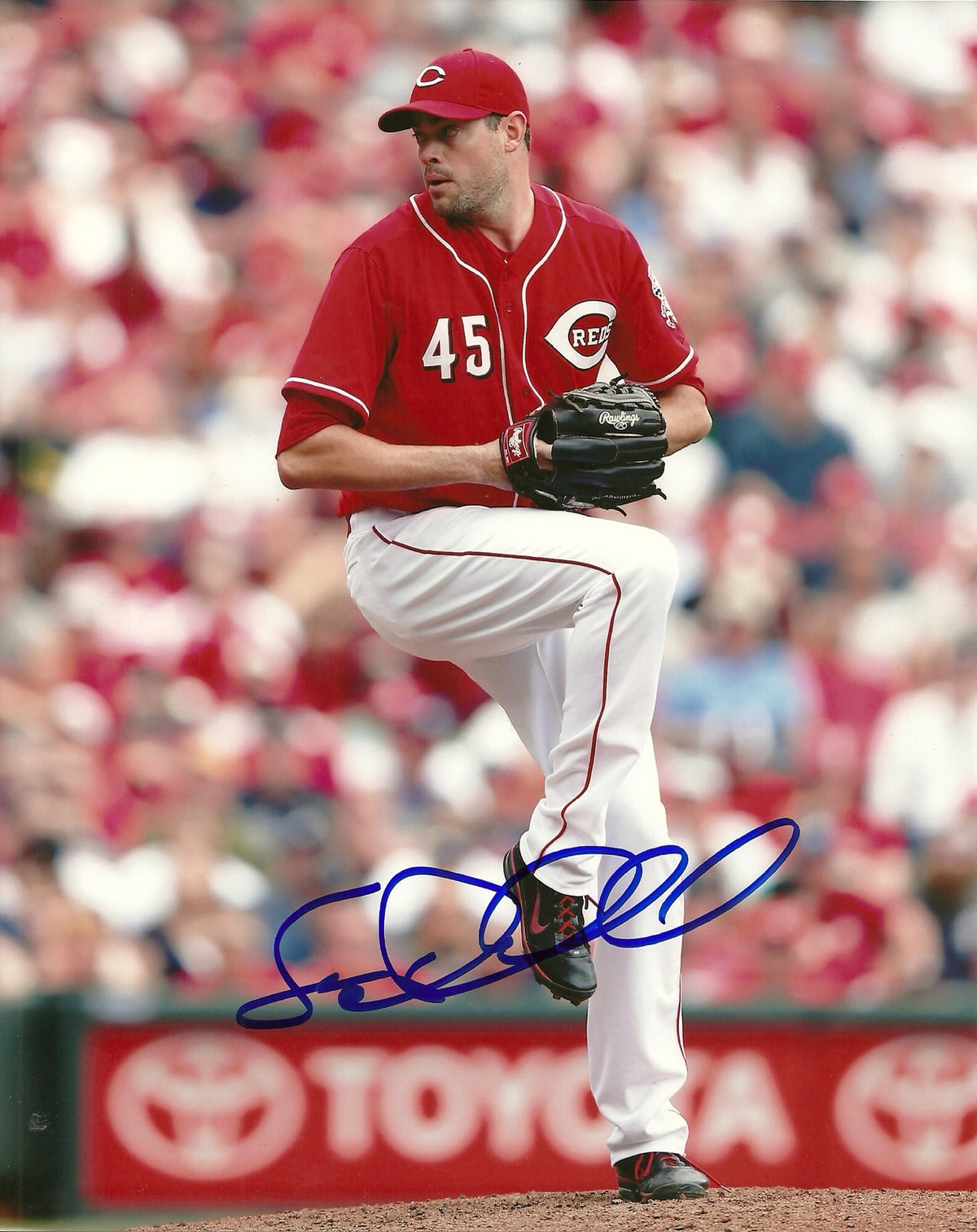 SEAN MARSHALL CINCINNATTI REDS SIGNED AUTOGRAPHED 8x10 PHOTO W/COA