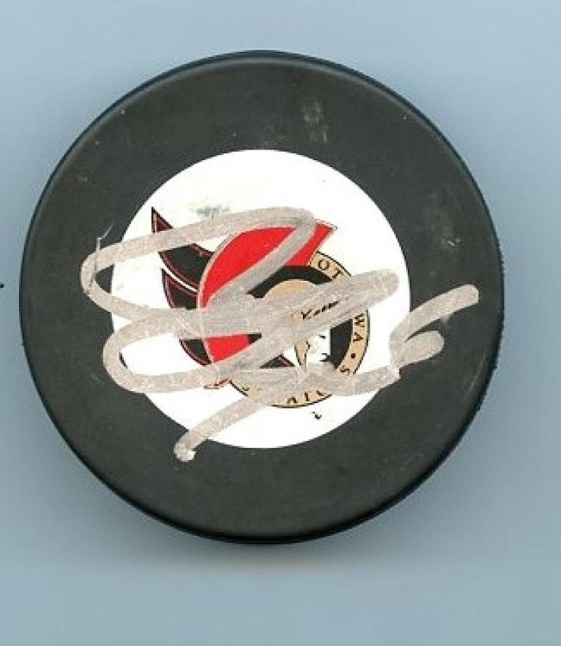 BOBBY RYAN SENATORS SIGNED HOCKEY PUCK W/ COA