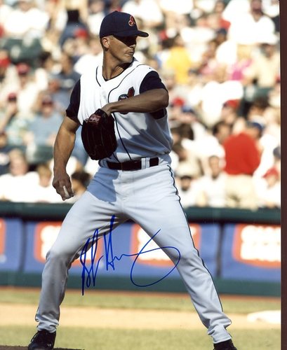 BOBBY HOWRY CLEVELAND INDIANS SIGNED 8X10 PHOTO W/COA