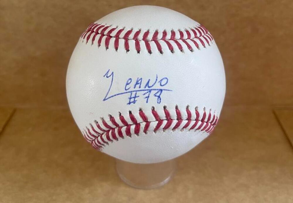 YENNIER CANO ORIOLES SIGNED AUTOGRAPHED M.L. BASEBALL BECKETT AUTH