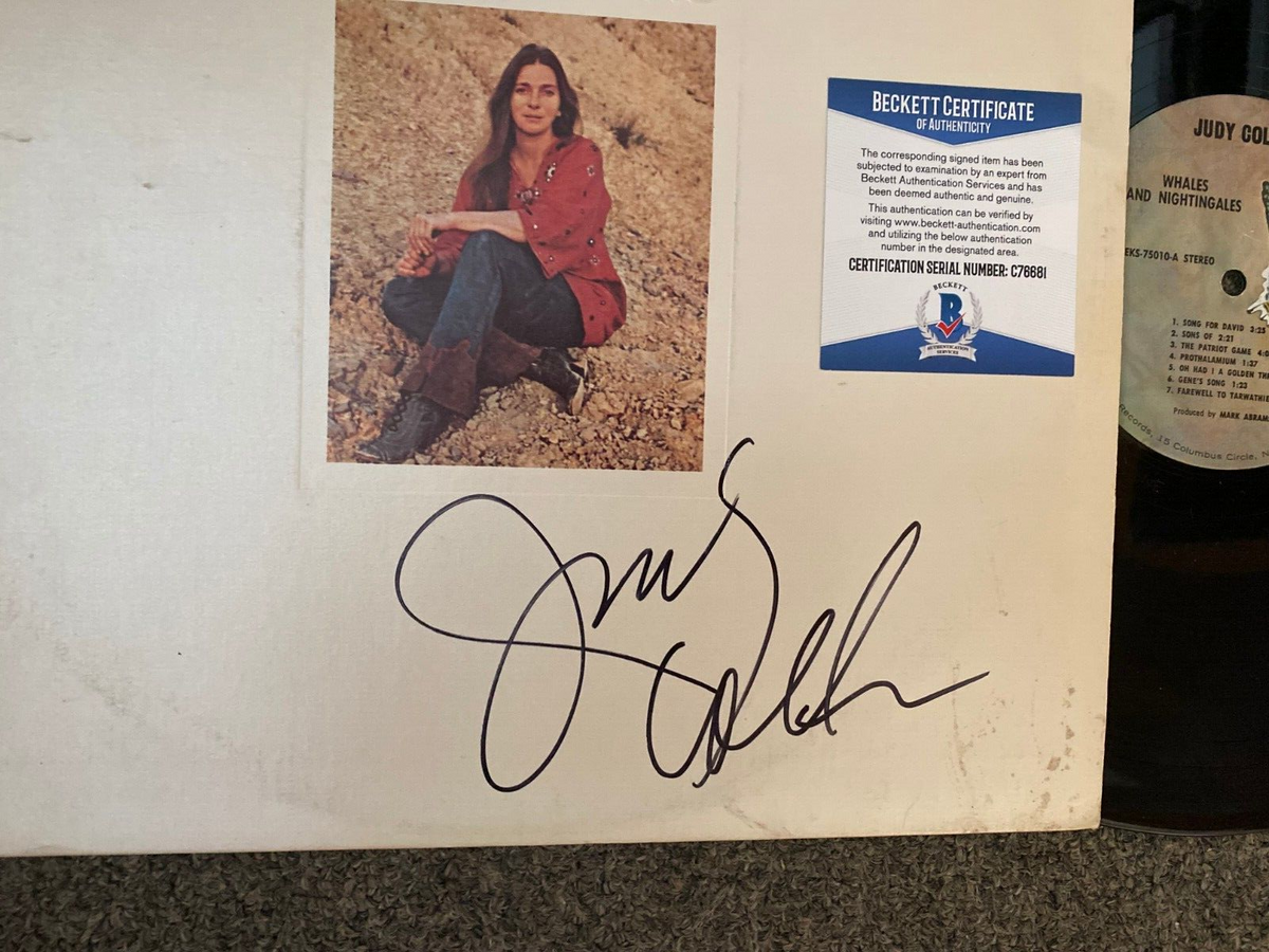 JUDY COLLINS MUSIC LEGEND SIGNED AUTOGRAPHED VINYL ALBUM COVER BECKETT AUTHENTIC