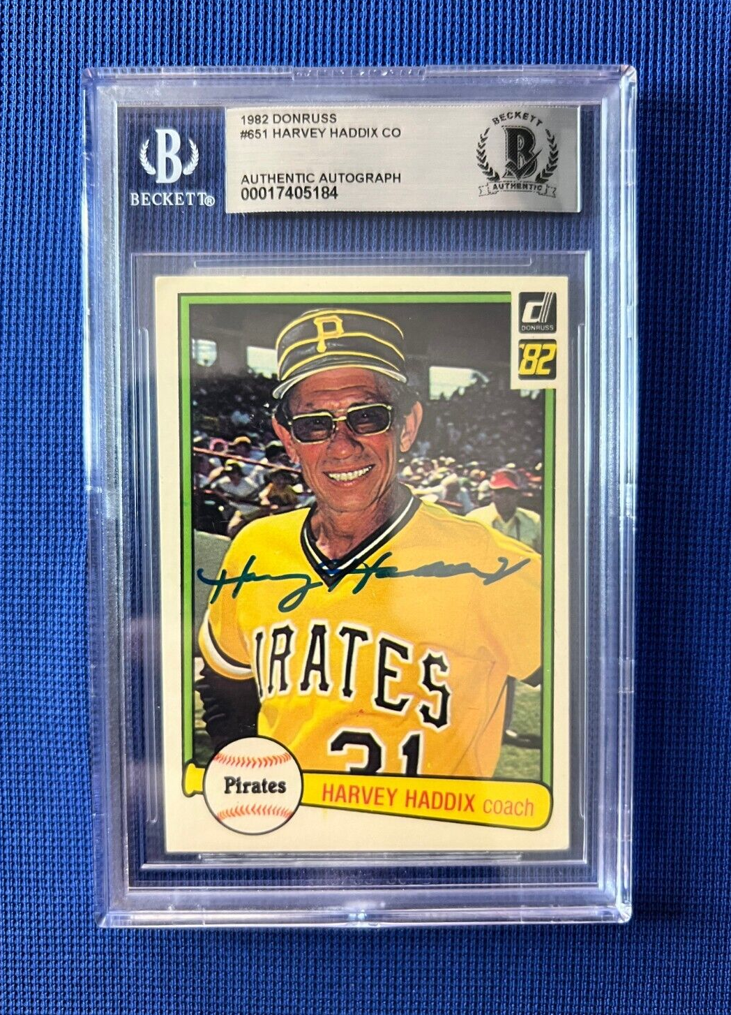 1982 DONRUSS HARVEY HADDIX PITTSBURGH PIRATES SIGNED AUTOGRAPHED #651 BECKETT