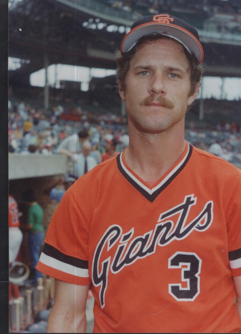 MIKE SADEK GIANTS ORIGINAL BRACE UNSIGNED 5X7 PHOTO