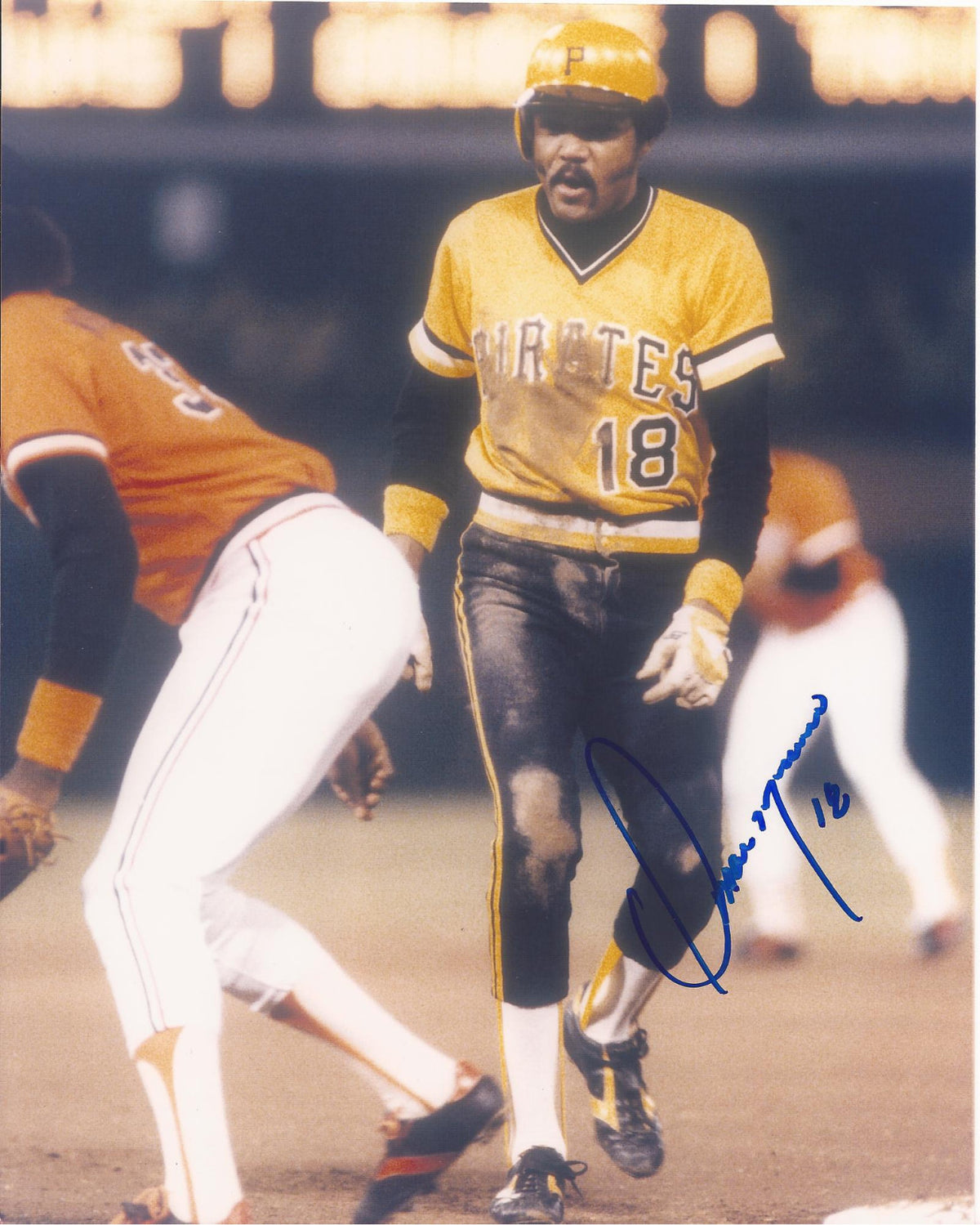 OMAR MORENO PITTSBURGH PIRATES SIGNED AUTOGRAPHED 8X10 PHOTO W/COA