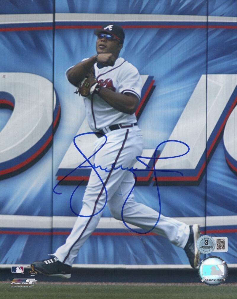 ANDRUW JONES ATLANTA BRAVES SIGNED AUTOGRAPHED 8X10 PHOTO BECKETT BT58442