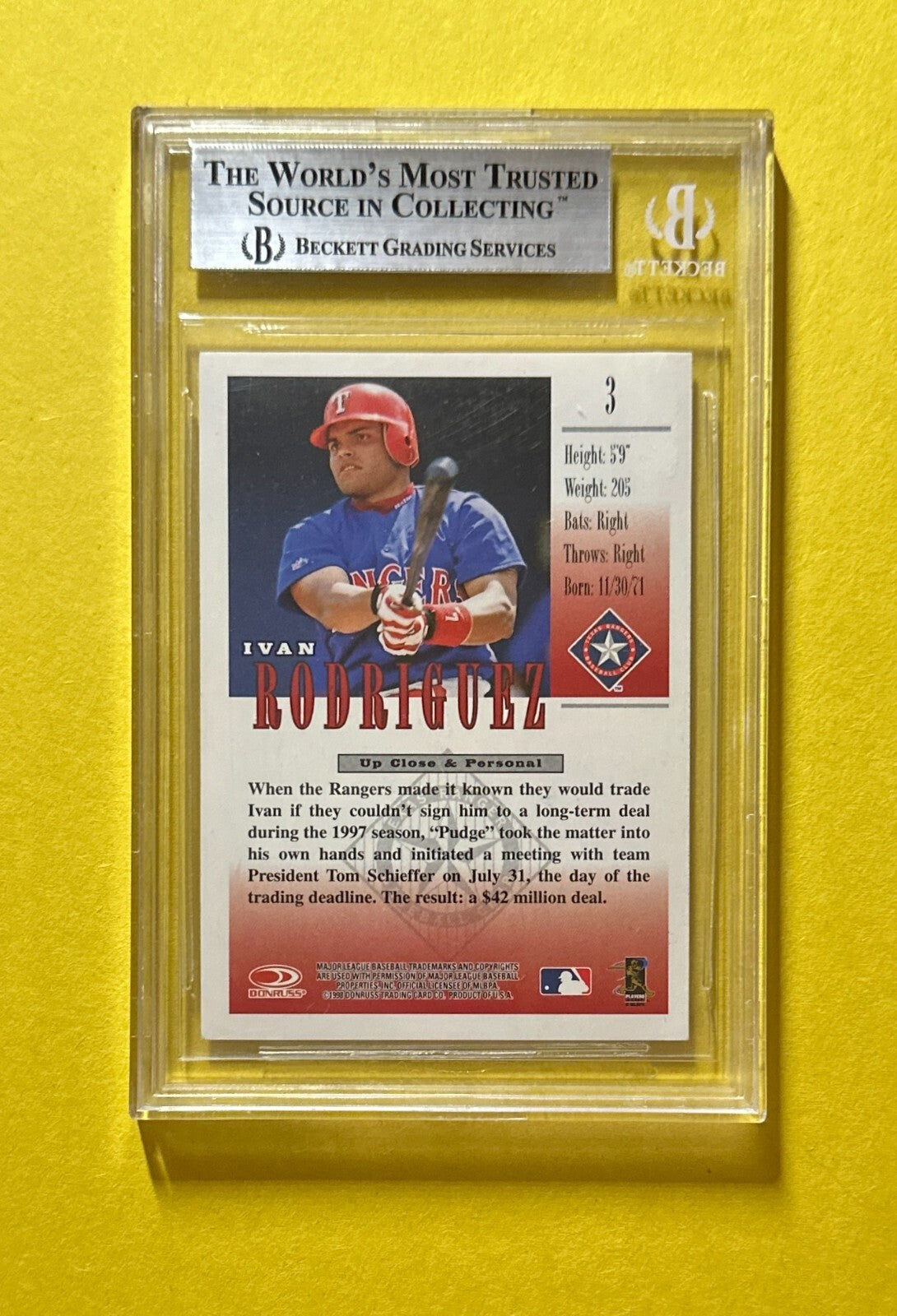 1998 STUDIO IVAN RODRIGUEZ BECKETT AUTHENTIC AUTOGRAPH #3 RANGERS