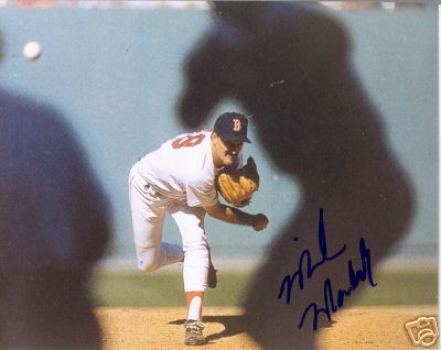 MIKE MADDUX BOSTON RED SOX SIGNED 8X10 PHOTO W/COA