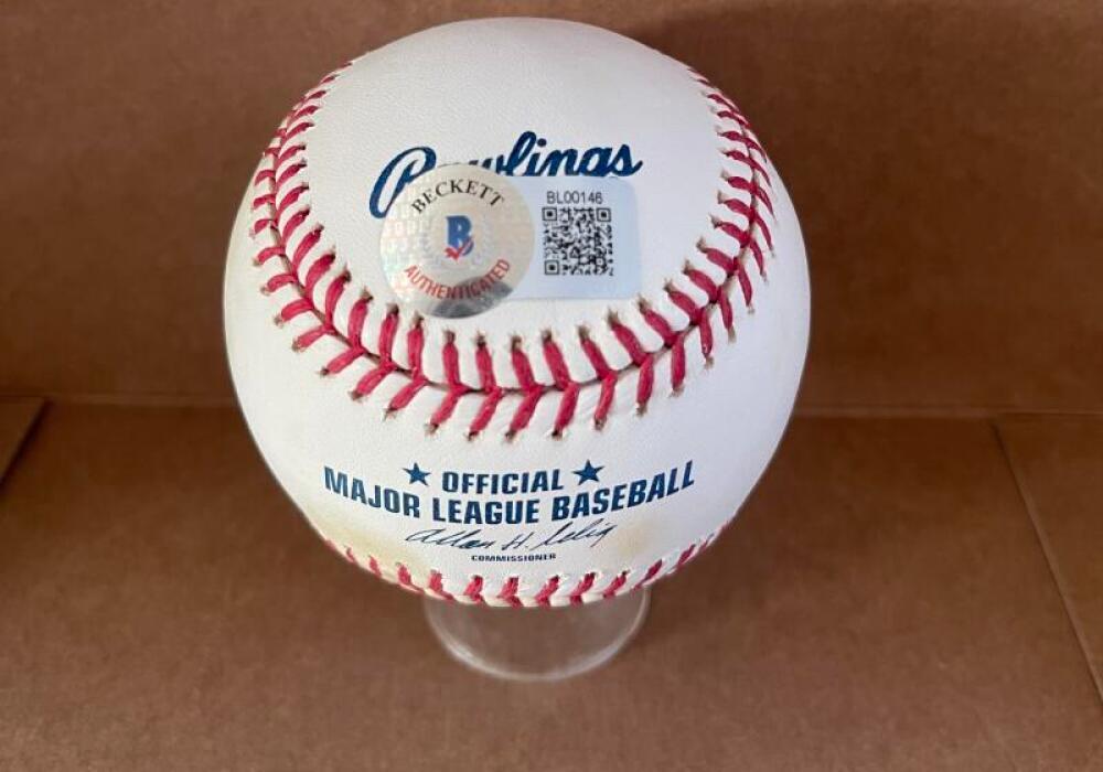 WHITEY FORD YANKEES SIGNED AUTO M.L. BASEBALL BECKETT AUTH