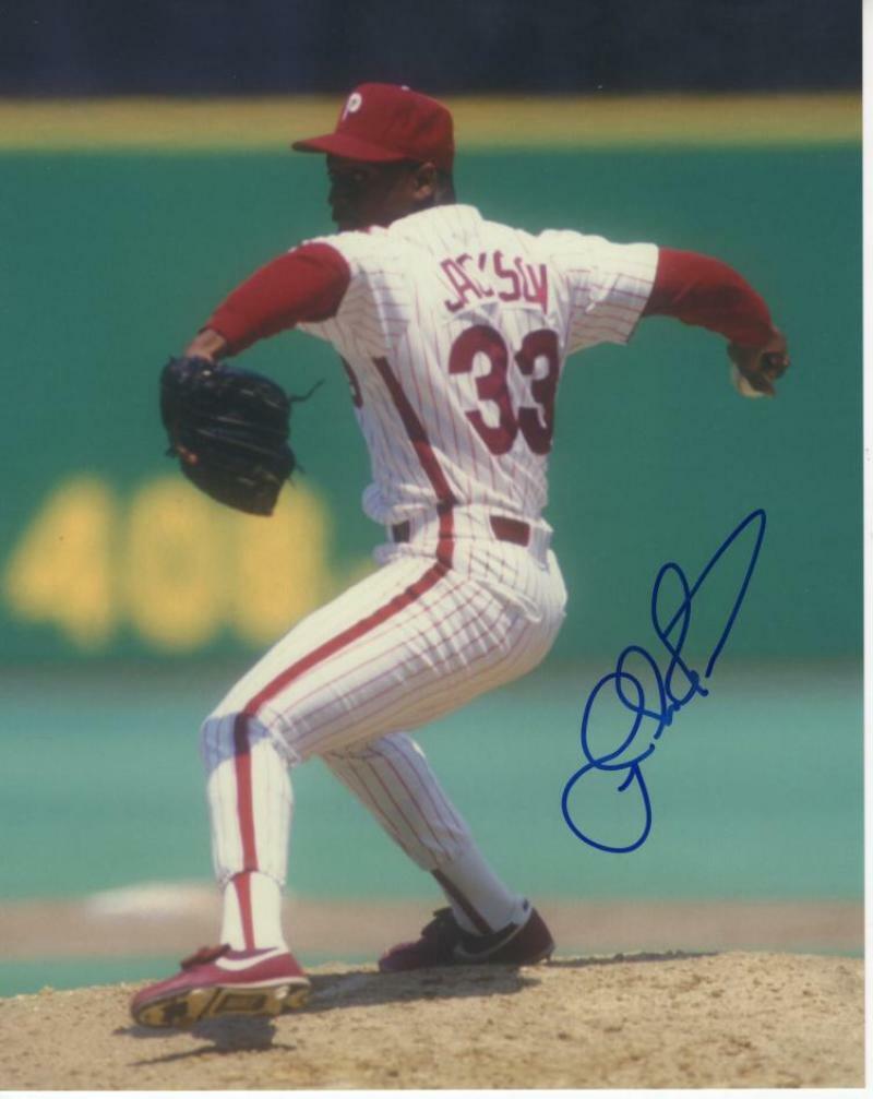 MIKE JACKSON PHILADELPHIA PHILLIES ACTION SIGNED AUTOGRAPHED 8X10 W/ COA
