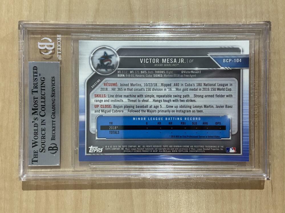 2019 BOWMAN CHROME VICTOR MESA JR. RC 1ST CARD SIGNED CARD BECKETT AUTHENTIC 