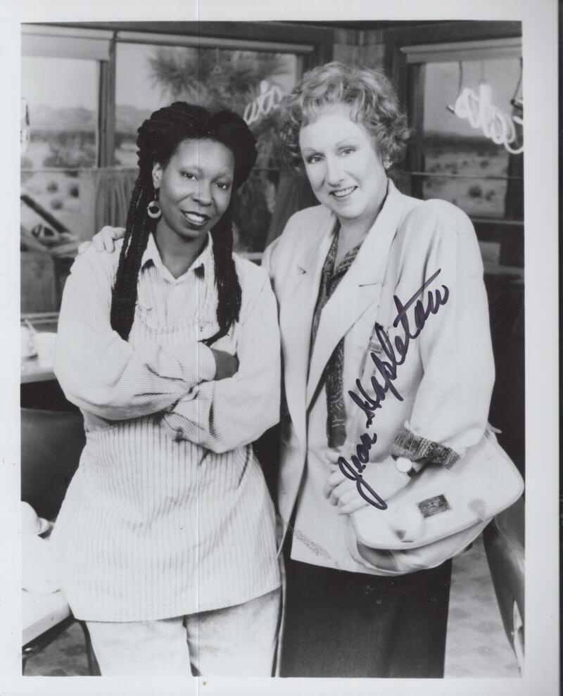 JEAN STAPLETON ACTRESS EDITH   SIGNED AUTOGRAPHED 8X10 PHOTO W/ COA