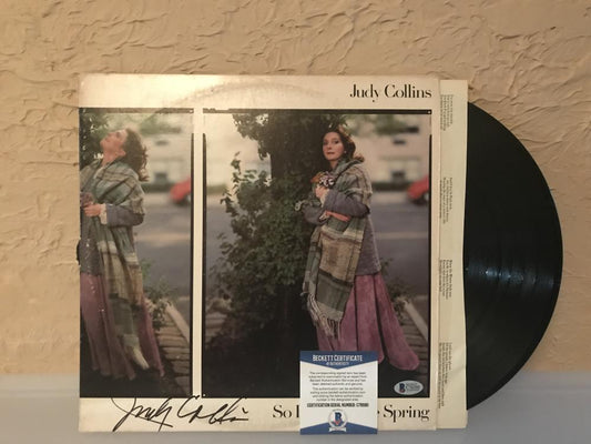 JUDY COLLINS "SO EARLY IN THE SPRING" SIGNED VINYL LP RECORD  BECKETT C76580