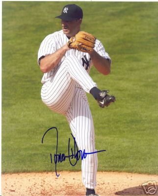 DONOVAN  OSBORNE  NY  YANKEES    SIGNED 8X10