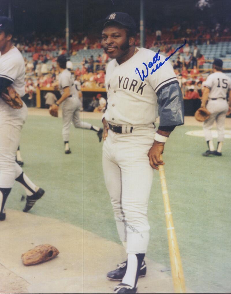 WALT WILLIAMS  NEW YORK YANKEES SIGNED AUTOGRAPHED 8X10 PHOTO W/ COA