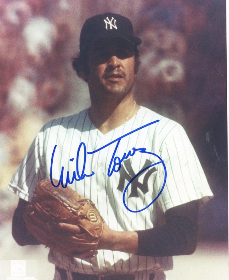 MIKE TORREZ NEW YORK YANKEES SIGNED AUTOGRAPHED 8X10 PHOTO W/ COA