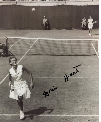 DORIS HART 35 MAJOR  TENNIS TITLES SIGNED 8X10 COA