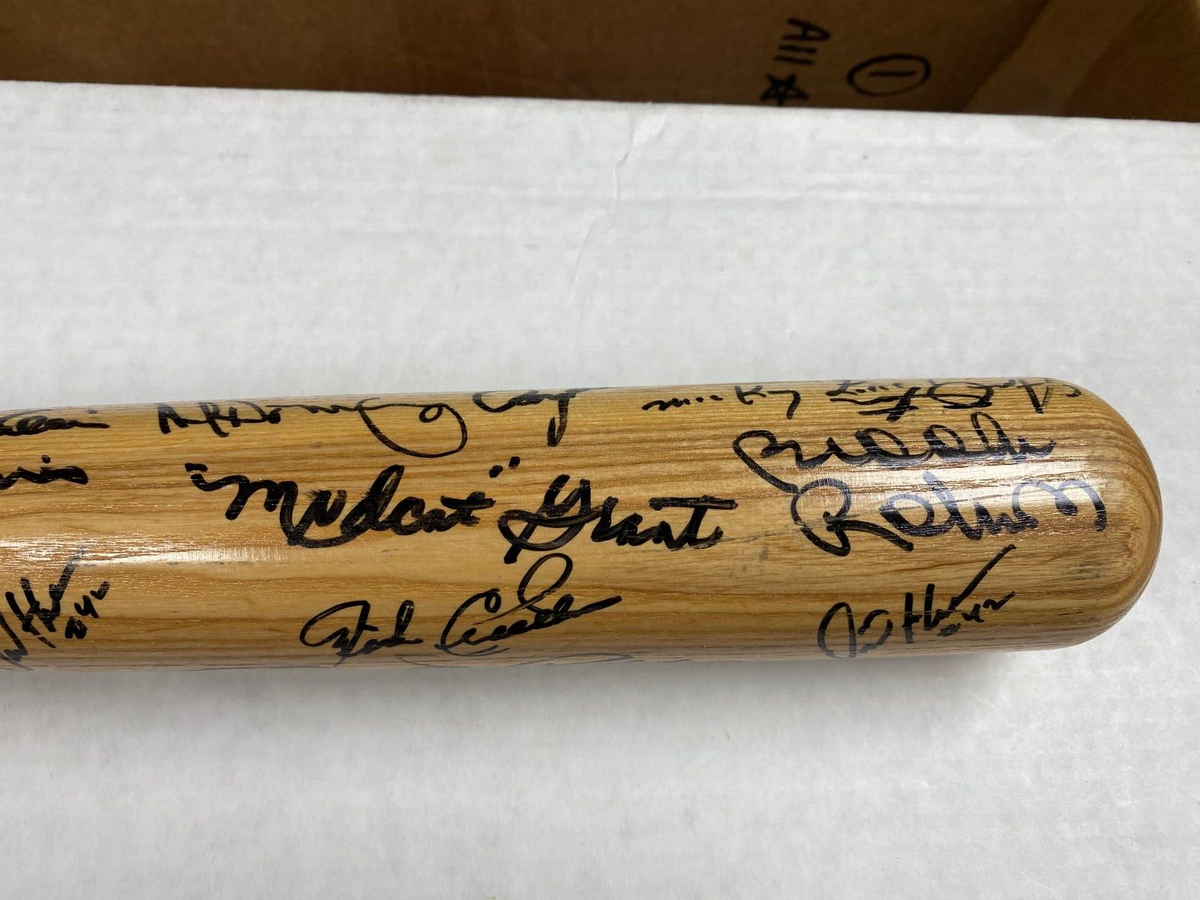 MLB LEGENDS SIGNED JOE DIMAGGIO CHILDRENS HOSPITAL BAT W/COA BROOKS ROBINSON + A