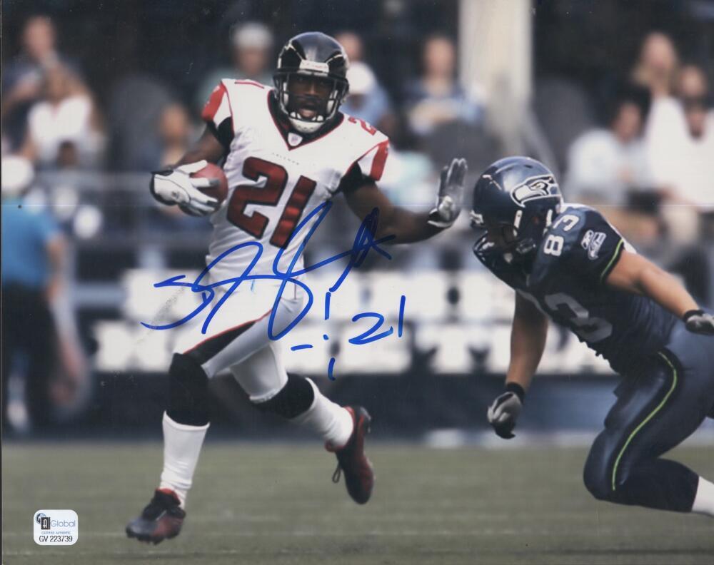 DEANGELO HALL FALCONS GLOBAL  SIGNED AUTOGRAPHED 8X10 PHOTO W/ COA