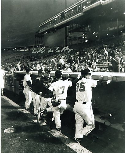 MIKE DE LA HOZ  MILWAUKEE BRAVES   SIGNED 8X10 PHOTO