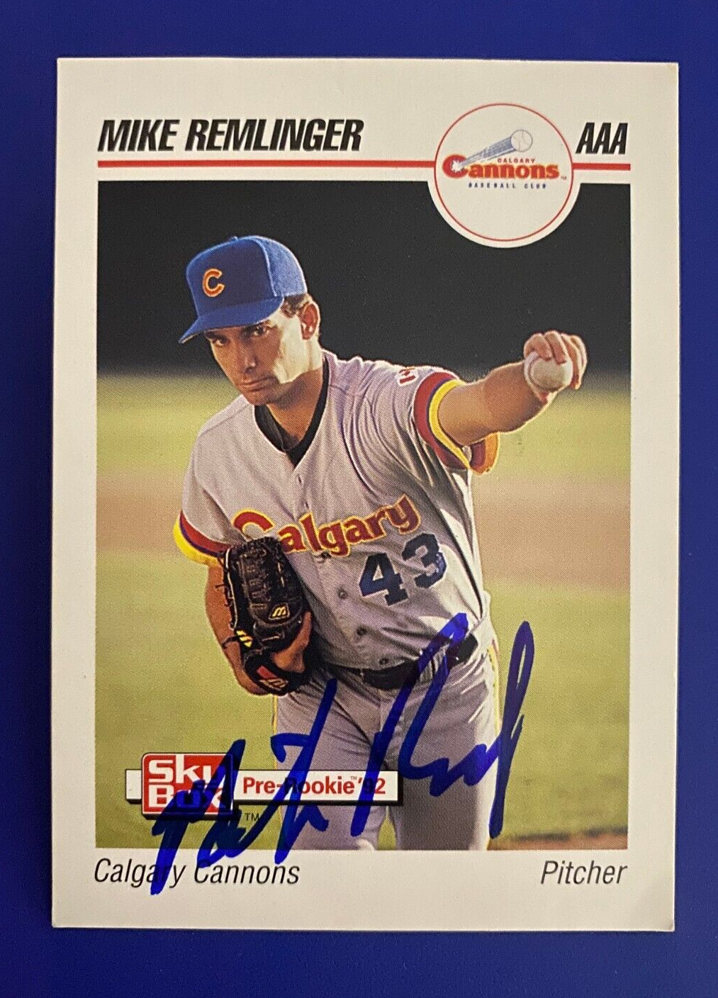 1992 SKYBOX PRE-ROOKIES MIKE REMLINGER SIGNED AUTOGRAPHED CARD #31 W/COA