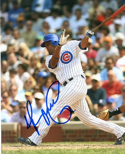 HENRY  BLANCO   CHICAGO  CUBS SIGNED  8X10 PHOTO