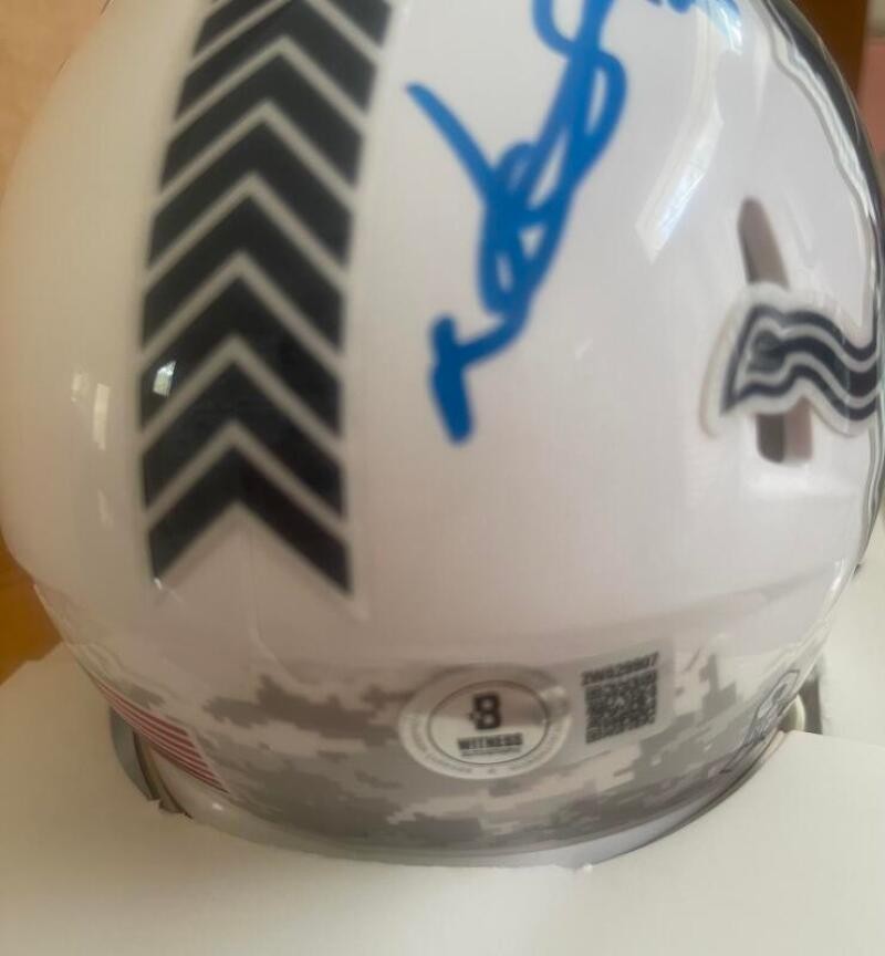 NDAMUKONG SUH SIGNED SALUTE TO SERVICE LIONS MINI HELMET BECKETT AUTHENTIC