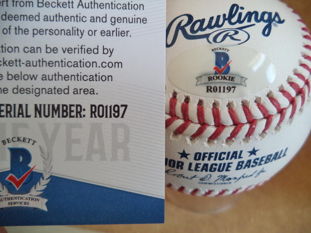 TONY SANTILLAN CINCINNATI REDS ROOKIE YEAR SIGNED M.L. BASEBALL BECKETT RO1197