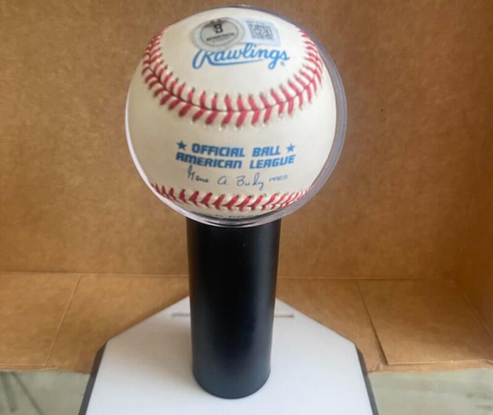 CHUCK KNOBLAUGH TWINS YANKEES  SIGNED AUTOGRAPHED A.L. BASEBALL BECKETT AUTH