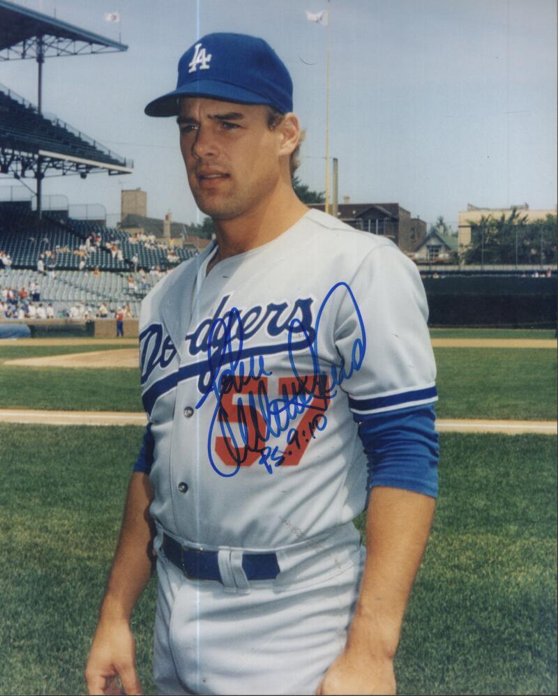 JOHN WETTELAND DODGERS SIGNED AUTOGRAPHED 8X10 PHOTO W/ COA