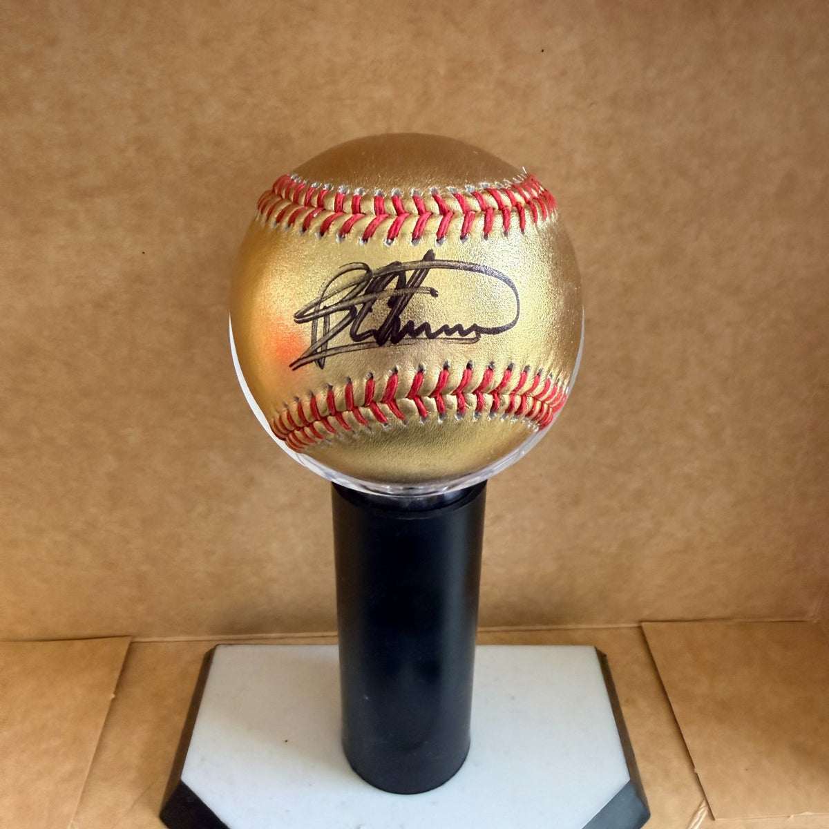 BARTOLO COLON METS/YANKEES/INDIANS SIGNED GOLD M.L. BASEBALLL BECKETT AUTH