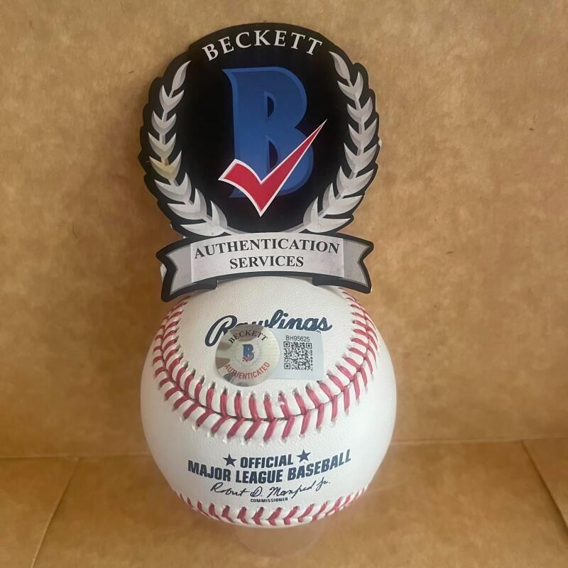 DAISUKE MATSUZAKA DICE K RED SOX SIGNED AUTO M.L. BASEBALL BAS AUTHENTICATED