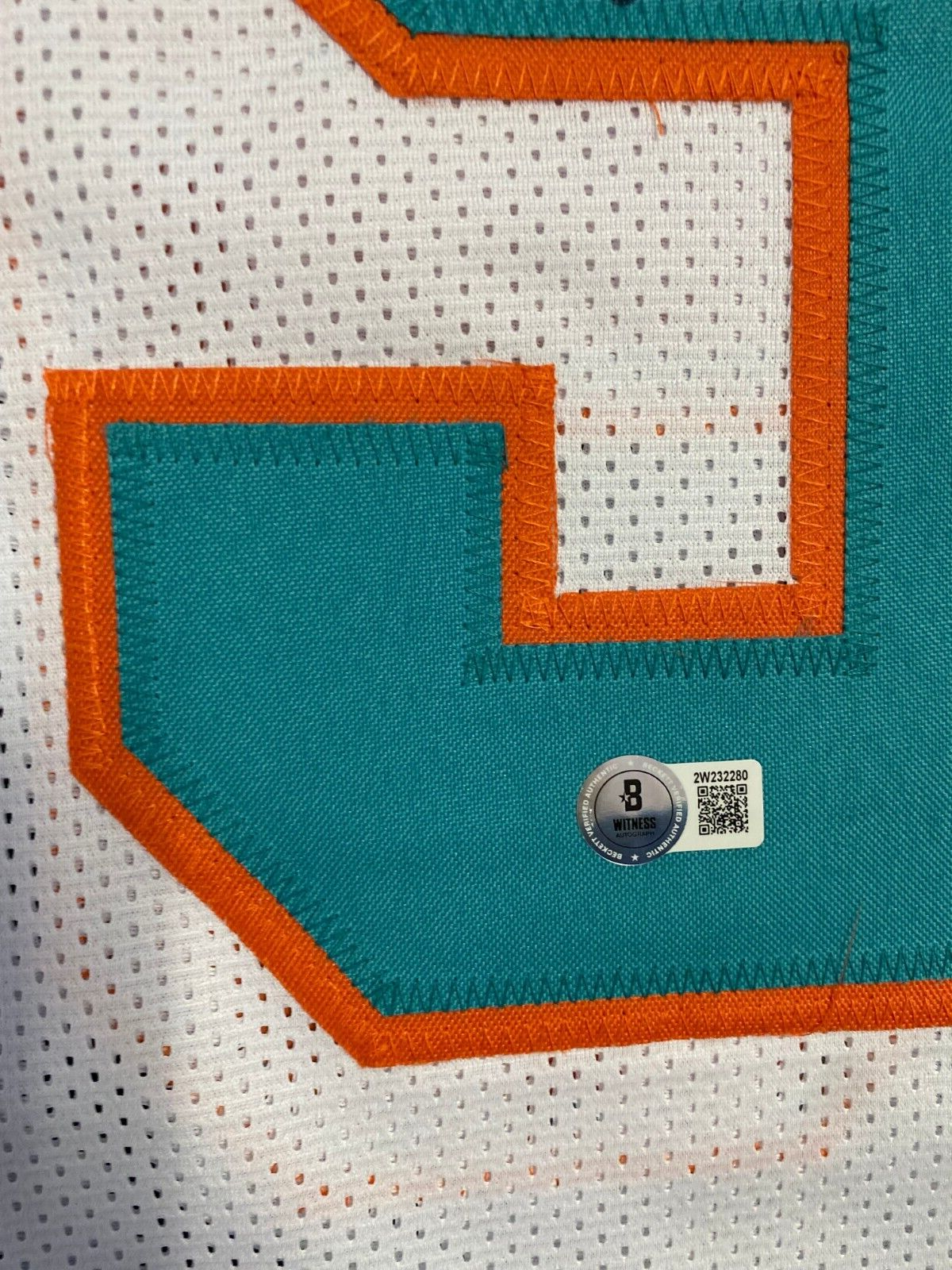 JONNU SMITH #9 DOLPHINS SIGNED AUTO WHITE CUSTOM FOOTBALL JERSEY SZ XL BECKETT