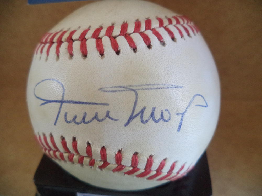 WIILIE MAYS GIANTS VINTAGE SIGNED AUTOGRAPHED N.L. BASEBALL BECKETT C95270