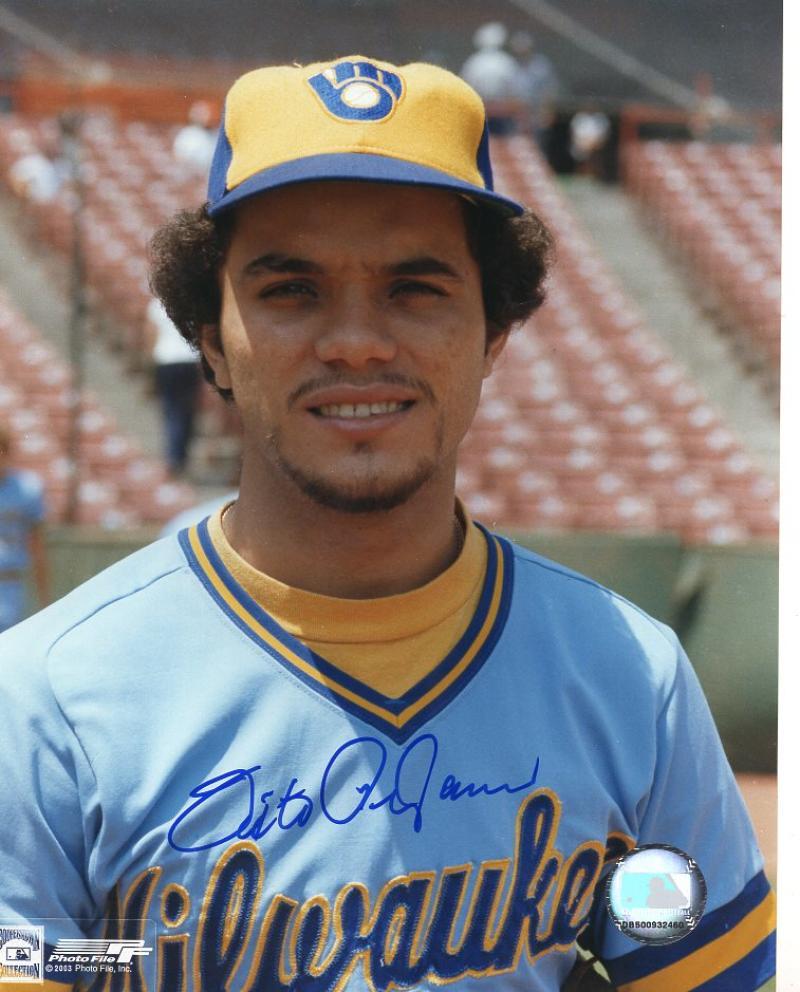 SIXTO LEZCANO MILWAUKKE BREWERS SIGNED AUTOGRAPHED 8X10 PHOTO W/ COA