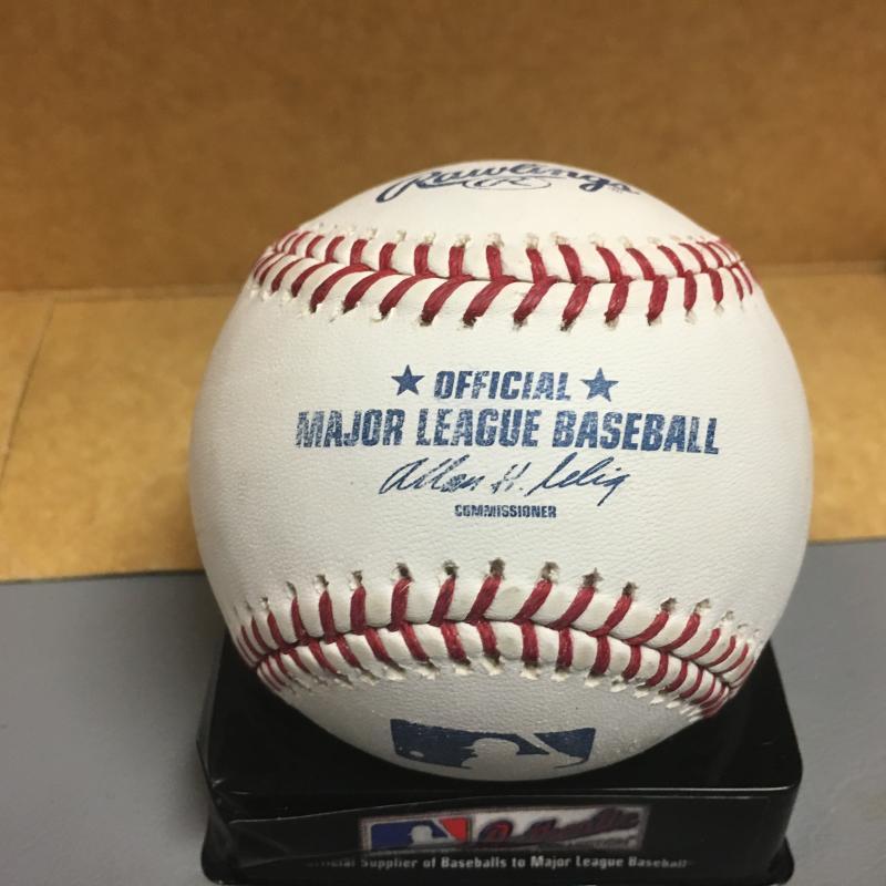 FRANK MENECHINO A'S /BLUE JAYS M.L. SIGNED BASEBALL W/COA