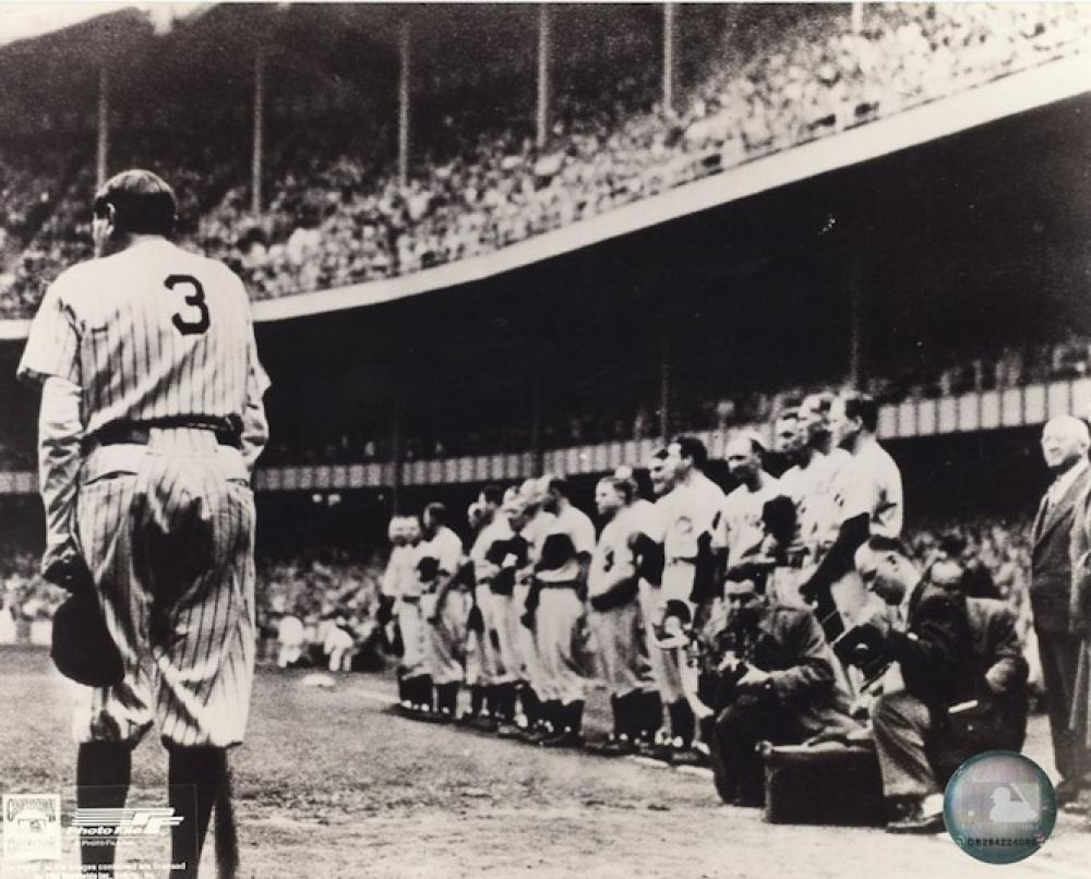 BABE RUTH  NEW YORK YANKEES UNSIGNED 8X10 PHOTO