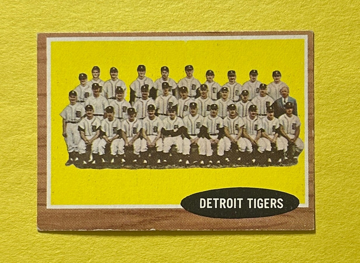 1962 TOPPS DETROIT TIGERS TEAM CARD #24