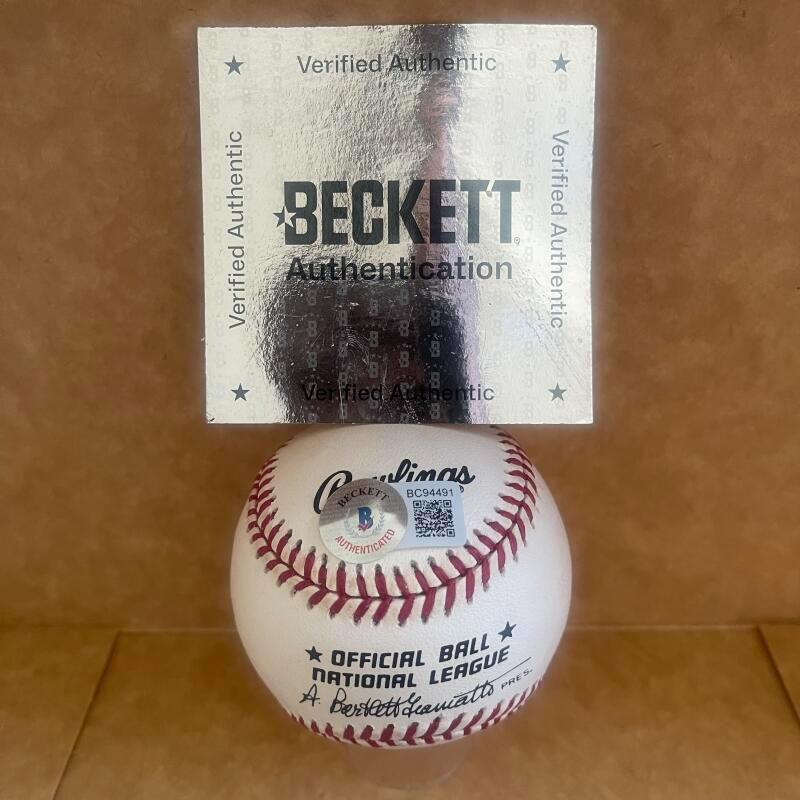 FRANK ROBINSON ORIOLES/REDS SIGNED AUTO N.L. BASEBALL BECKETT AUTHENTICATED