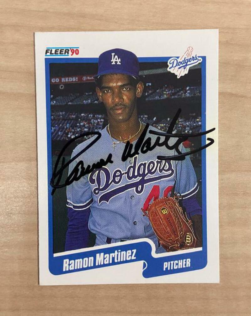 ROMON MARTINEZ LOS ANGELES DODGERS SIGNED AUTOGRAPHED 1990 FLEER CARD #402 W/COA