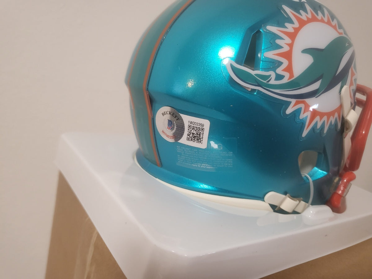 TYREEK HILL MIAMI DOLPHINS SIGNED AUTO AUTOGRAPHED FLASH MINI HELMET BECKETT *