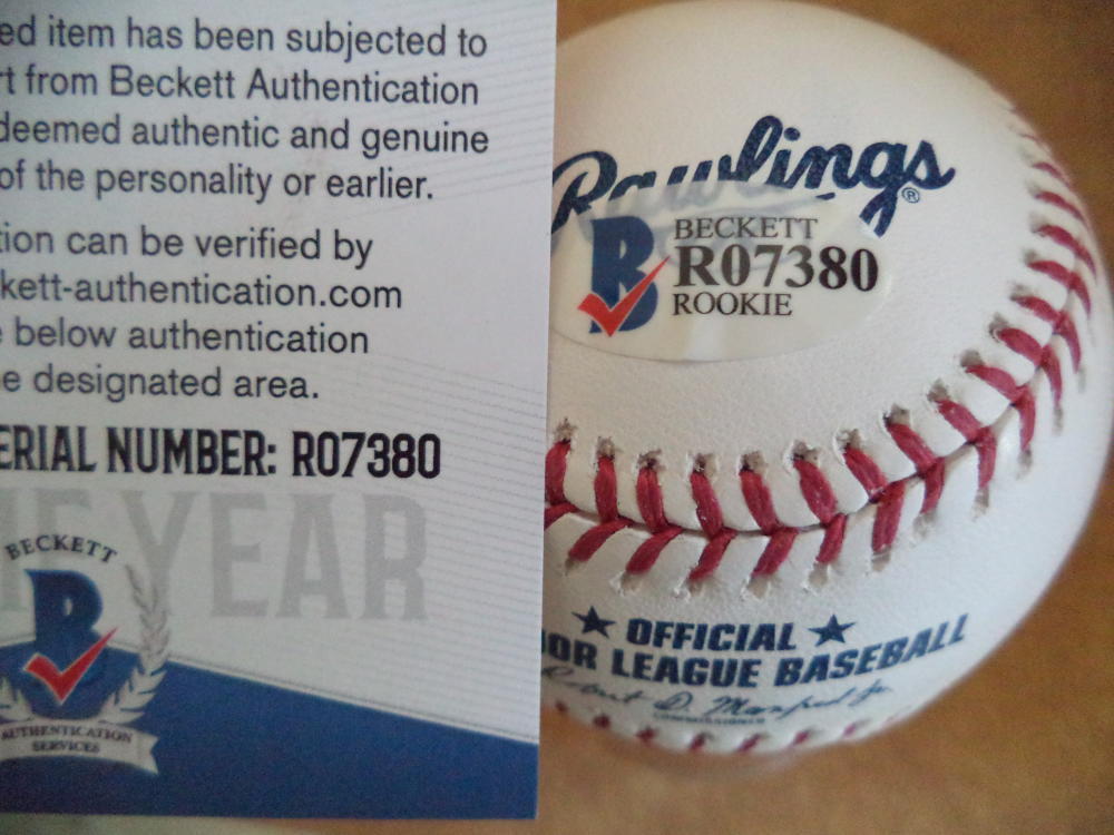 GABRIEL MOYA MINNESOTA TWINS ROOKIE YEAR SIGNED M.L BASEBALL BECKETT R07380