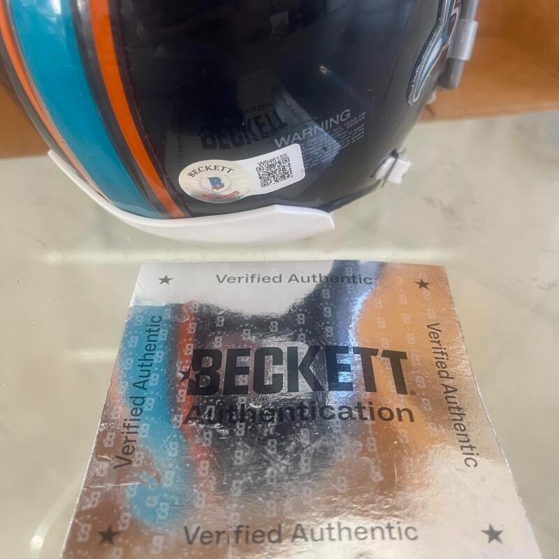 RAHEEM MOSTERT DOLPHINS SIGNED AUTO CUSTOM MINI HELMET BECKETT AUTH