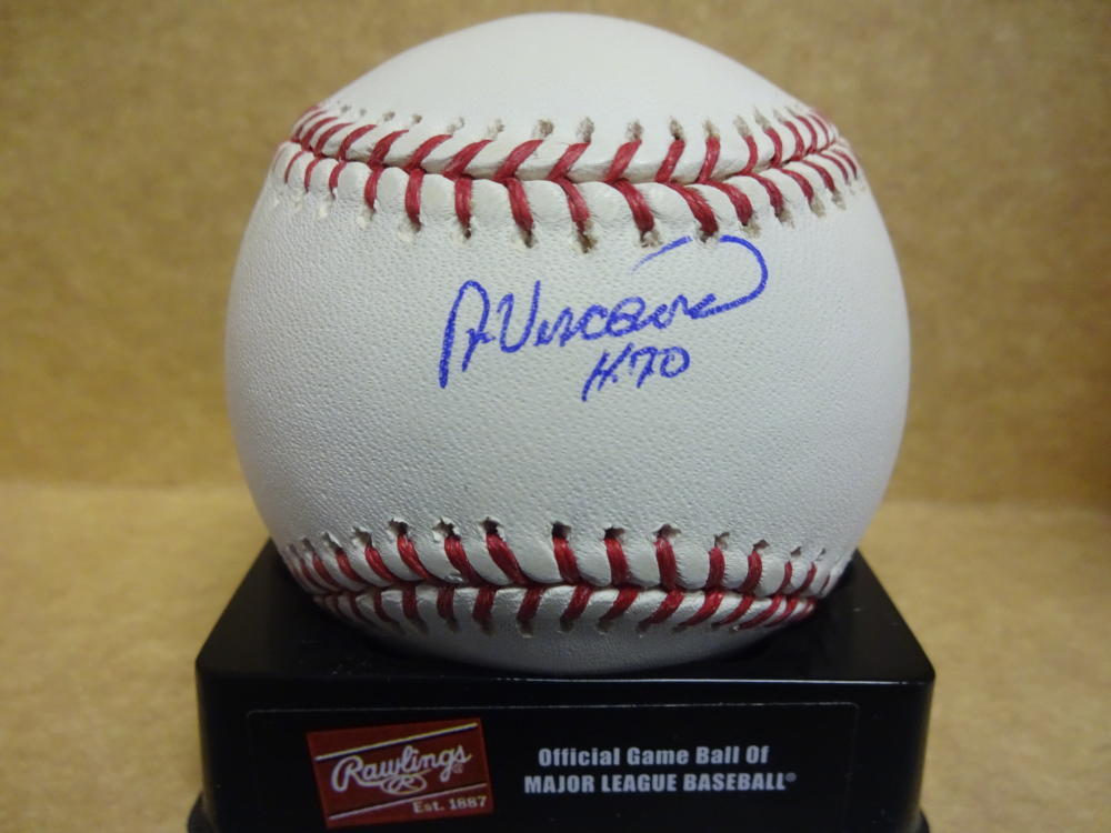 ARODYS VIZCAINO CHICAGO CUBS SIGNED M.L. BASEBALL W/COA