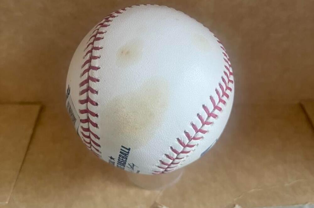 ERIC CHAVEZ YANKEES/A'S SIGNED AUTOGRAPHED M.L. BASEBALL BECKETT AUTH 
