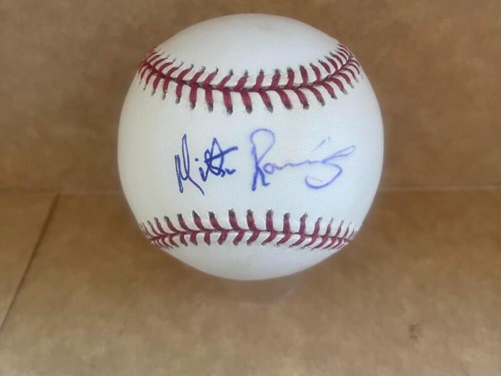 MILT RAMIREZ CARDINALS RARE SIGNED AUTO M.L. BASEBALL BECKETT AUTHENTICATED