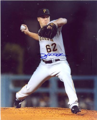 DANIEL MCCUTCHEN PITTSBURGH PIRATES SIGNED 8X10 PHOTO