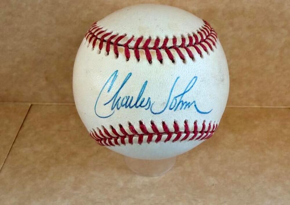 CHARLES JOHNSON ROCKIES/MARLINS SIGNED N.L. BASEBALL BECKETT AUTH