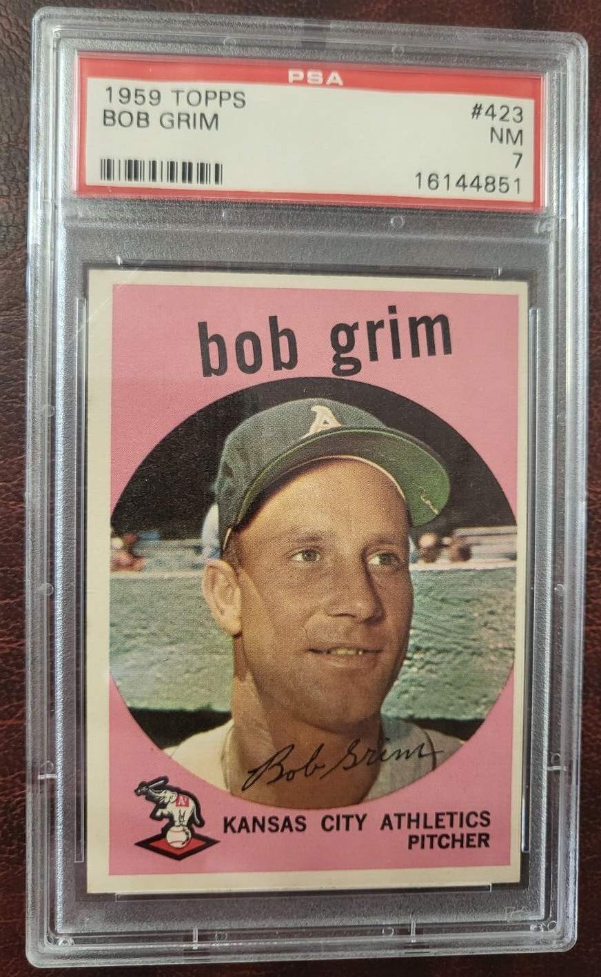 1959 TOPPS BOB GRIM ATHLETICS BASEBALL CARD #423 PSA 7 NM