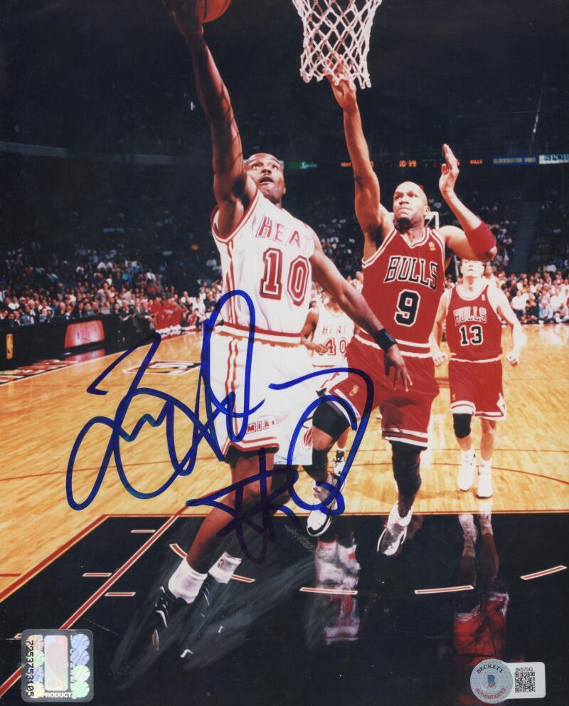 TIM HARDAWAY MIAMI HEAT  SIGNED AUTOGRAPHED 8X10 PHOTO BECKETT BK57043