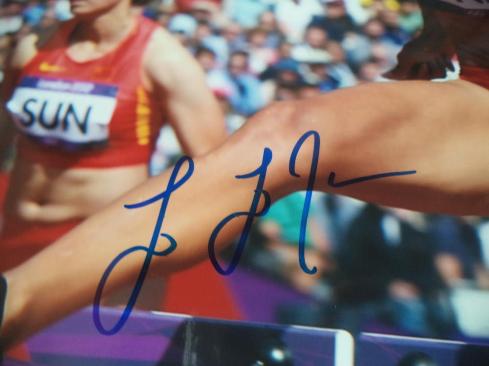 LOLO JONES TRACK HURDLER SIGNED AUTOGRAPHED 16X20 PHOTO LEAF AUTHENTICS 